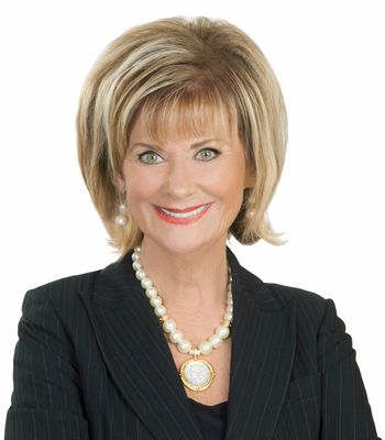 Portrait of Mary Kelly, REALTOR®, Broker Associate.